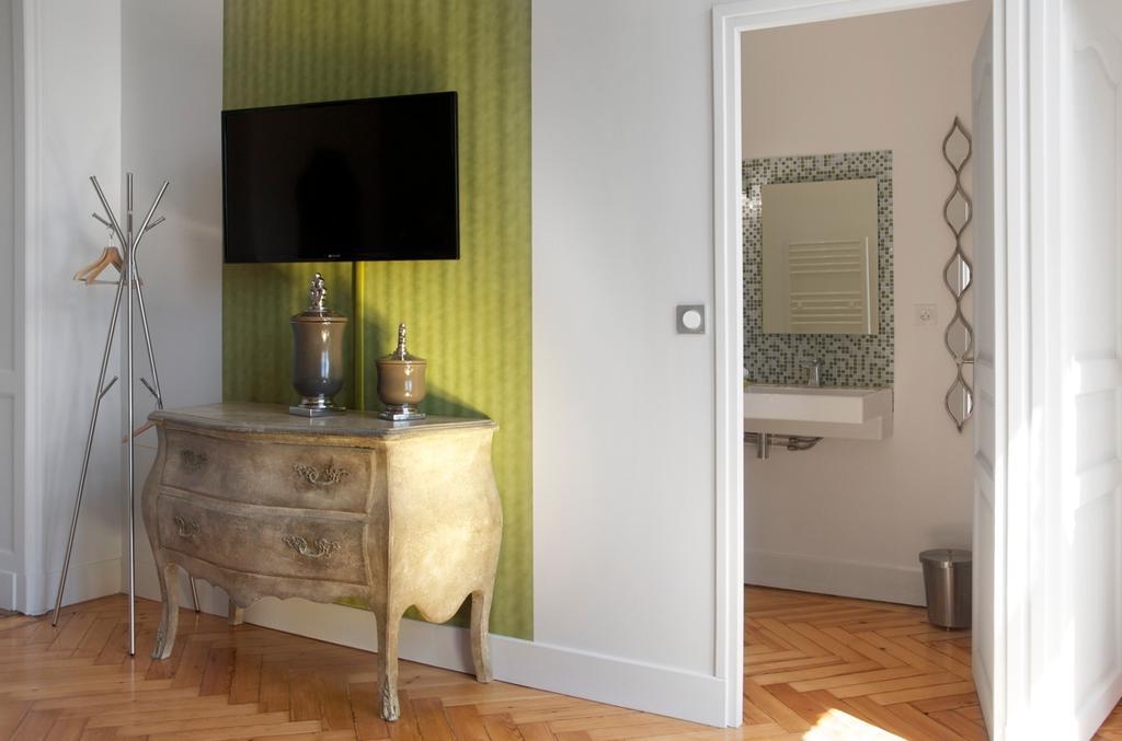 Bed and Breakfast Chateau Fauchey Cadillac Pokoj fotografie