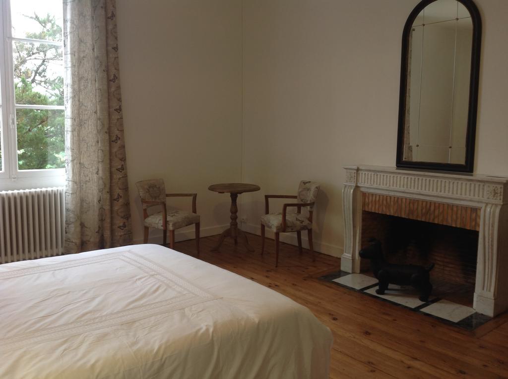 Bed and Breakfast Chateau Fauchey Cadillac Exteriér fotografie